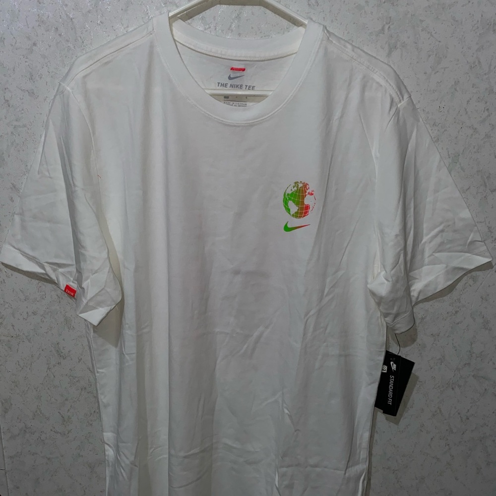 Nike t-shirt